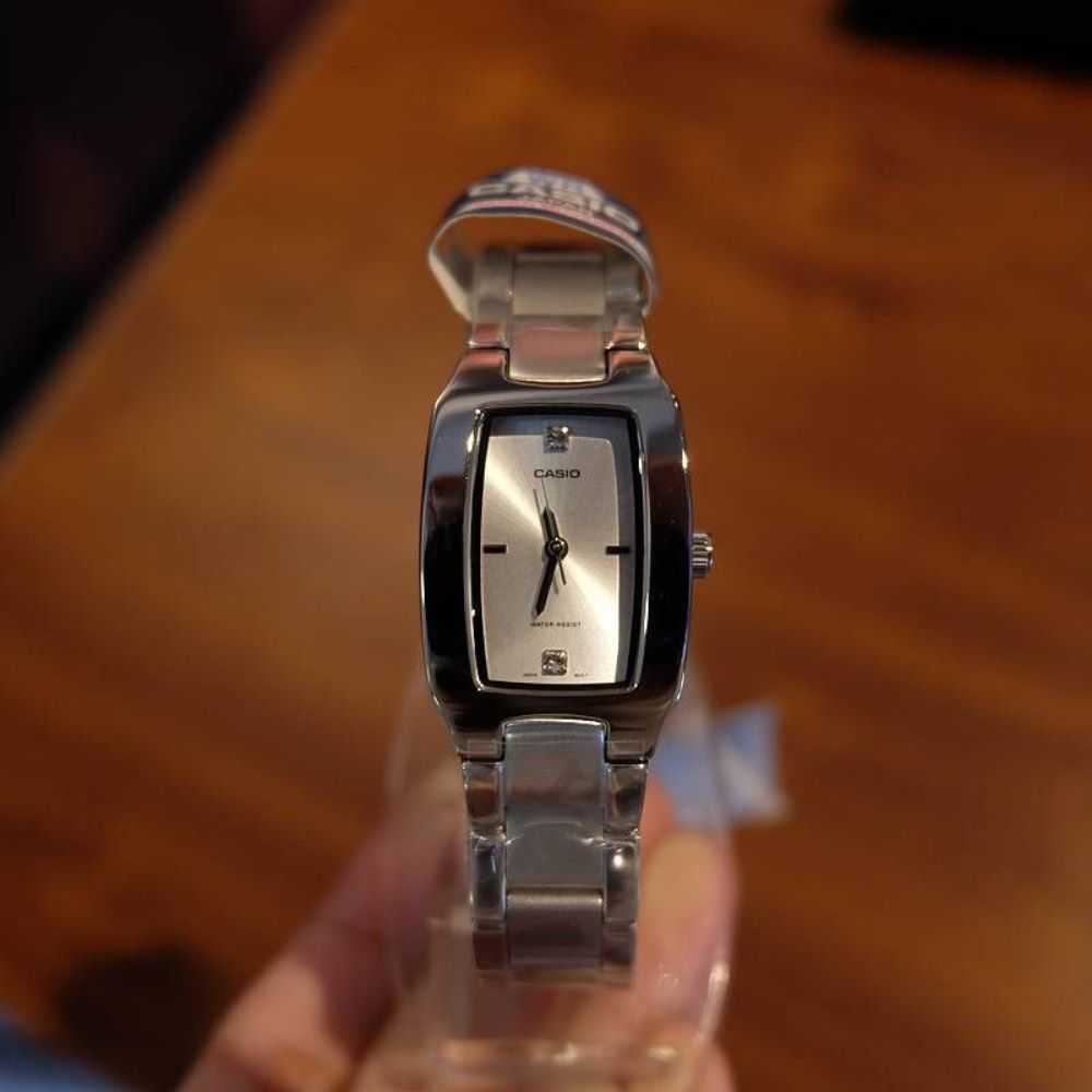 CASIO GENERAL LTP-1165A-7C2DF QUARTZ SILVER STAINLESS STEEL WOMEN'S WATCH - H2 Hub Watches
