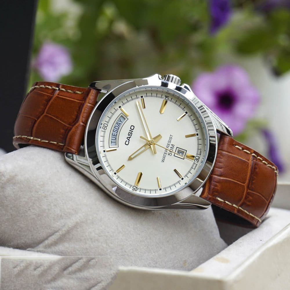 CASIO GENERAL MTP-1370L-9AVDF MEN'S WATCH - H2 Hub Watches