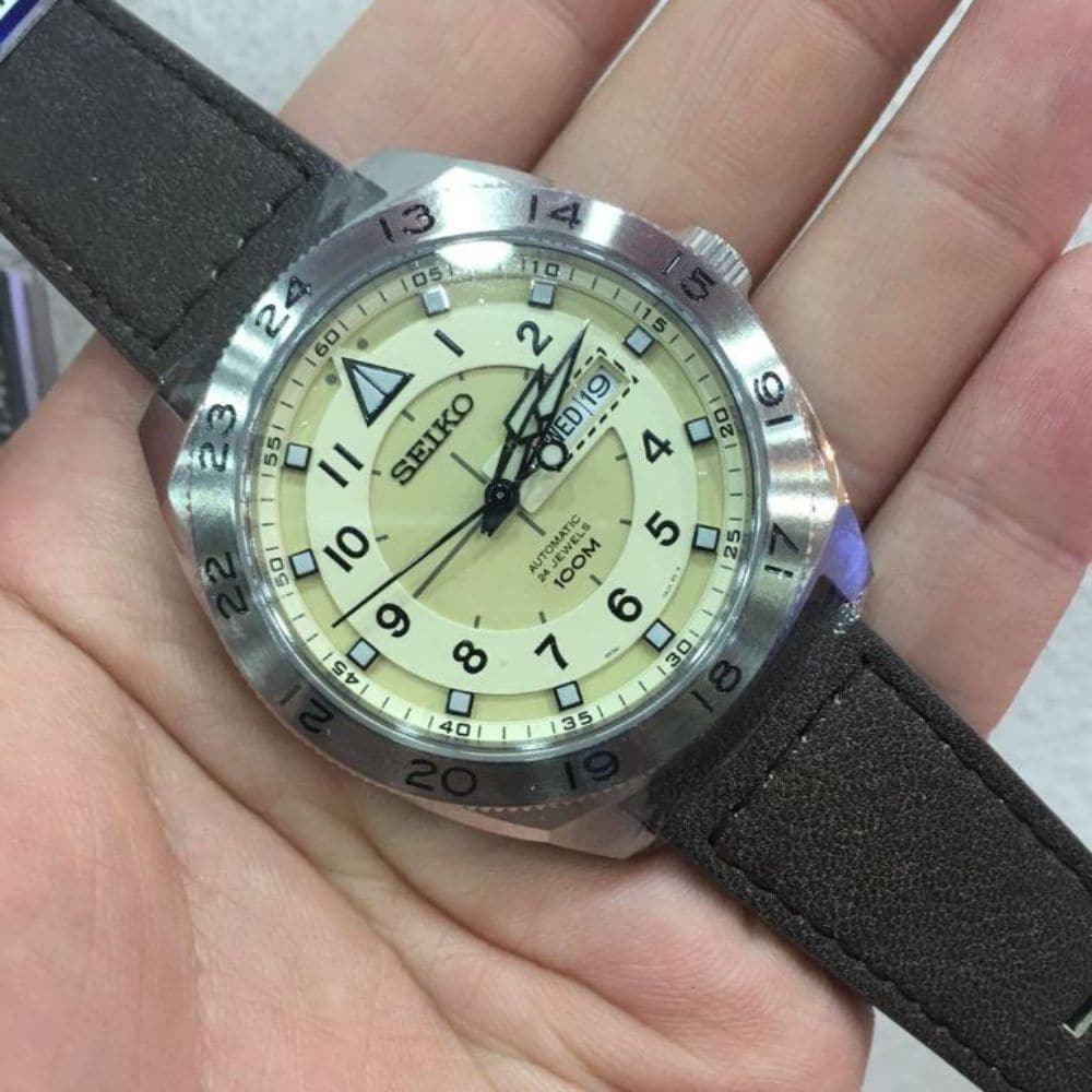 SEIKO GENERAL SRPC71K1 BROWN LEATHER MEN'S WATCH - H2 Hub Watches