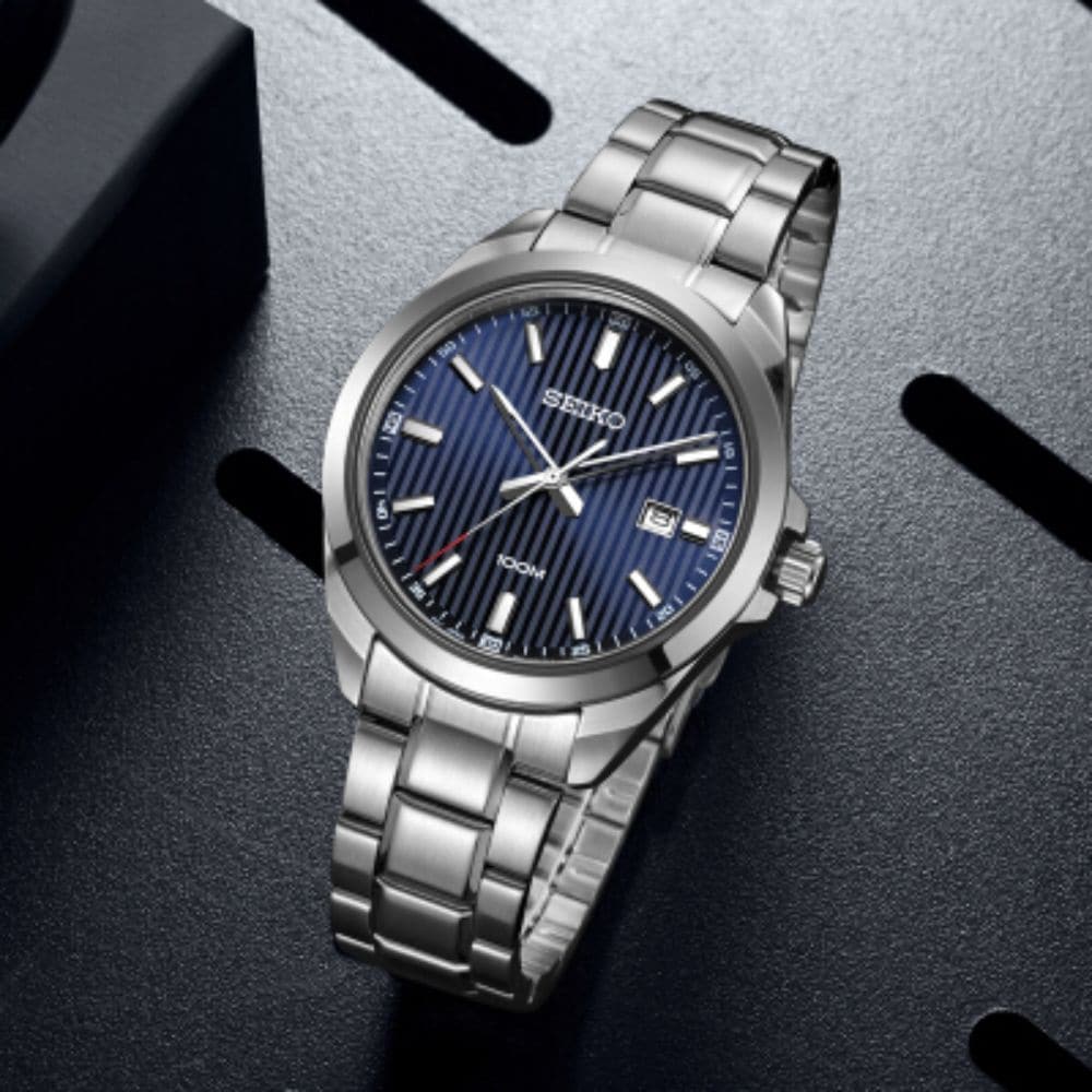 SEIKO GENERAL SUR275P1 STAINLESS STEEL MEN'S WATCH - H2 Hub Watches